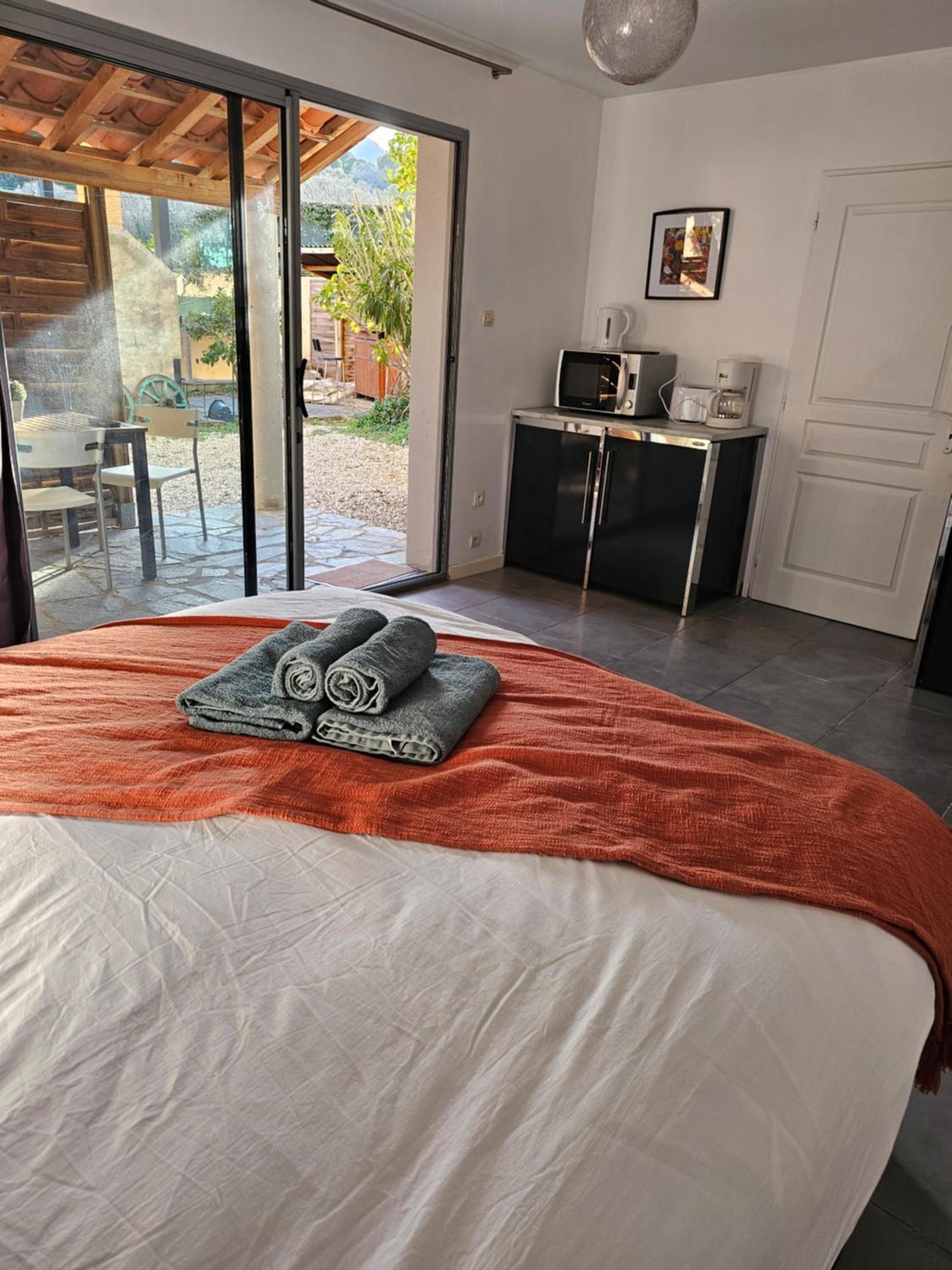 Du Soleil Apartment *